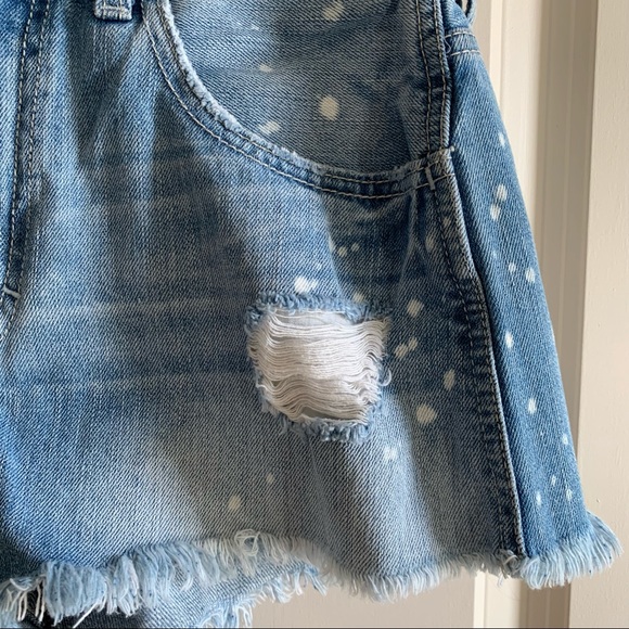Hollister Distressed Bleach Shorts, Fringe Hem, 27 - Picture 9 of 9
